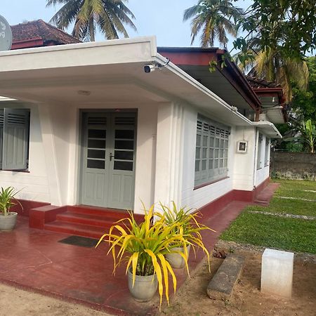 Villa 95 Dikwella Kültér fotó
